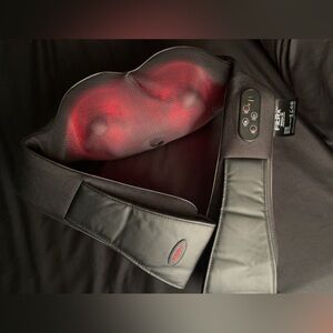 Shiatsu heat wireless massager